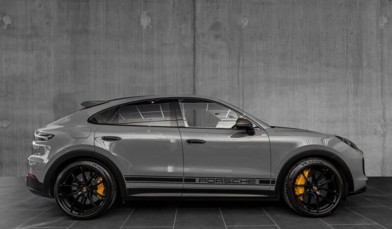 
Porsche Cayenne Coupé Turbo GT full									