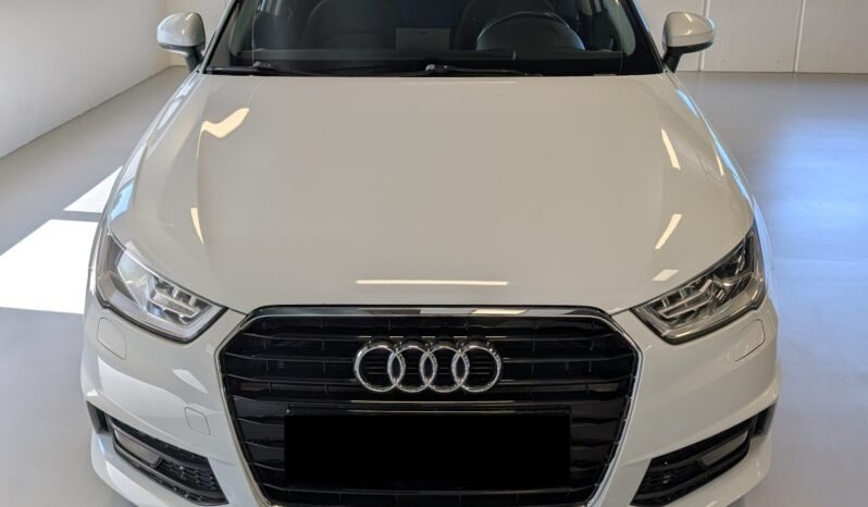 
Audi A1 S line 1.0 TFSI 95 ch full									