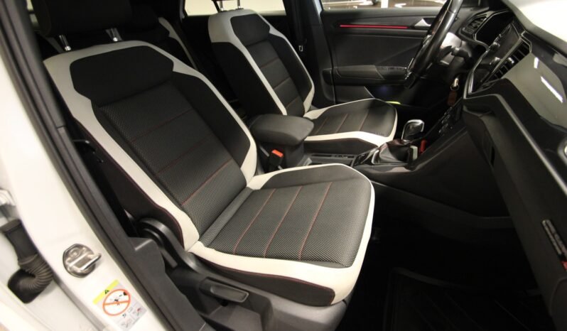 
Volkswagen T-Roc 1.5 TSI EVO Sport full									