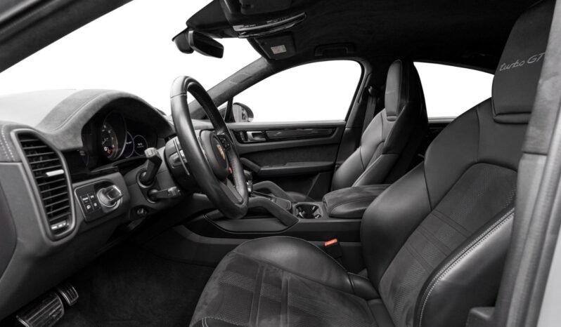 
Porsche Cayenne Coupé Turbo GT full									
