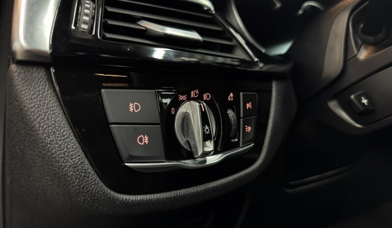 
BMW Série 5 530e M Sport full									