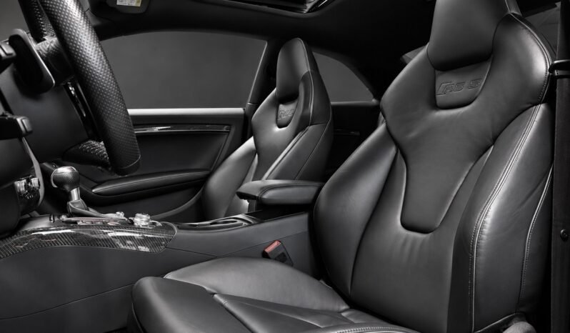 
di RS5 4.2 FSI V8 quattro full									