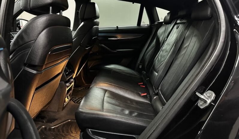 
BMW X6 xDrive30d M Sport full									