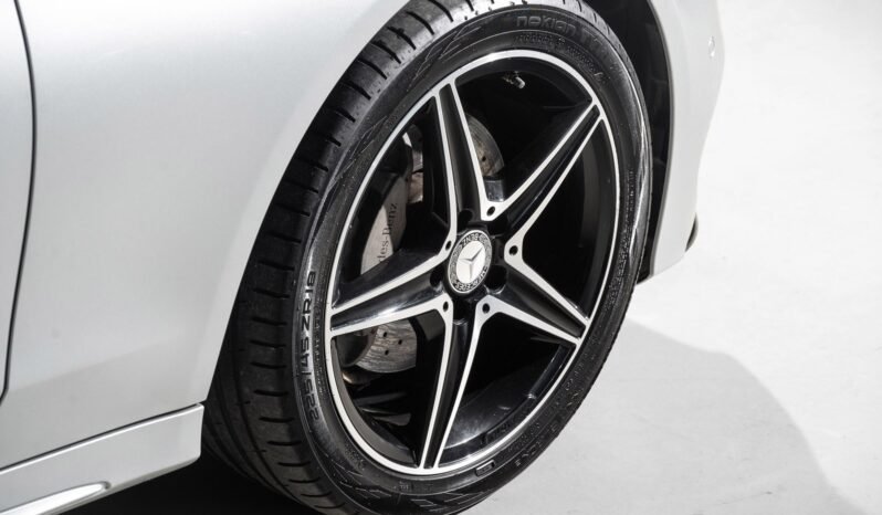 
Mercedes-Benz C 220 d 4MATIC AMG Line full									