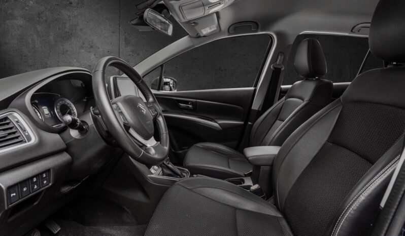 
Suzuki SX4 S-Cross 1.4 Boosterjet Hybrid AllGrip 4×4 full									