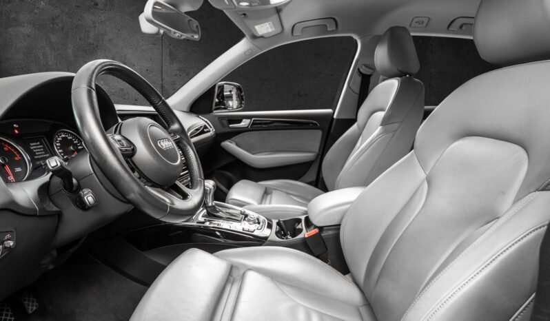 
Audi Q5 3.0 V6 TDI 258 ch Quattro S line full									