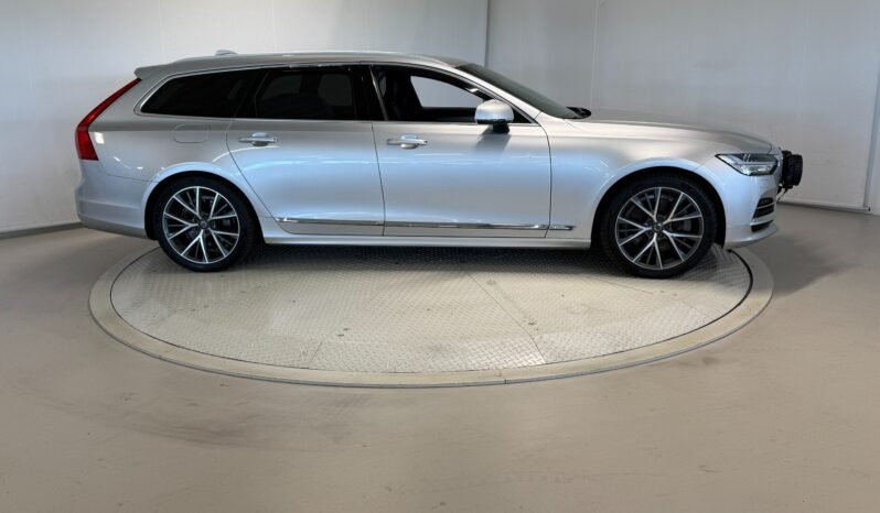 
Volvo V90 T8 Inscription AWD full									