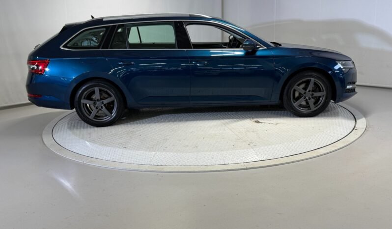 
Škoda Superb 2.0 TDI Style full									