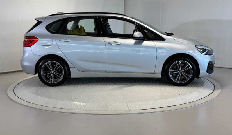 
BMW 225xe iPerformance 220 CH full									