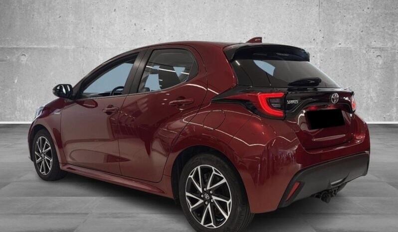 
Toyota Yaris Hybrid Active Tech full									