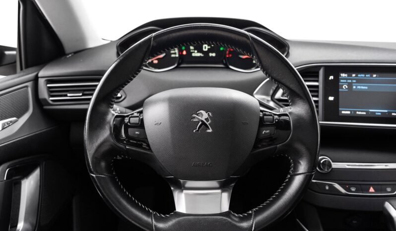 
Peugeot 308 full									