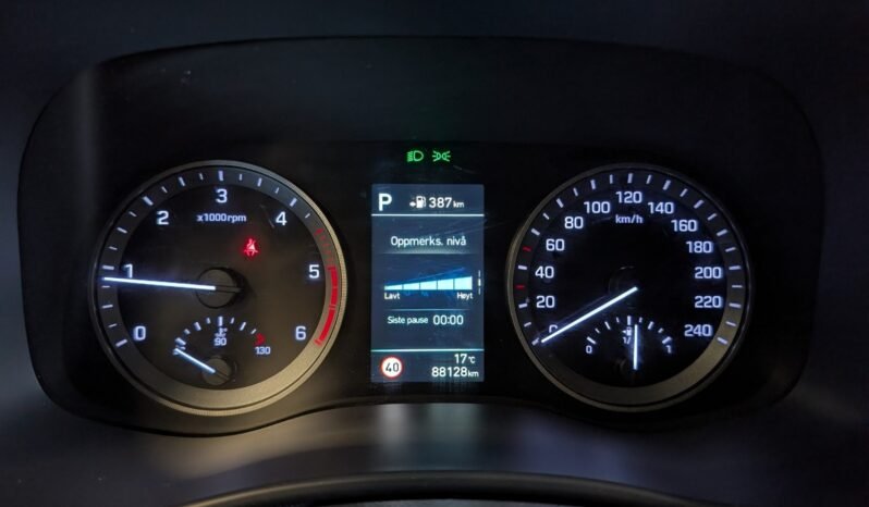 
Hyundai Tucson Premium 1.6 CRDi 136 ch full									