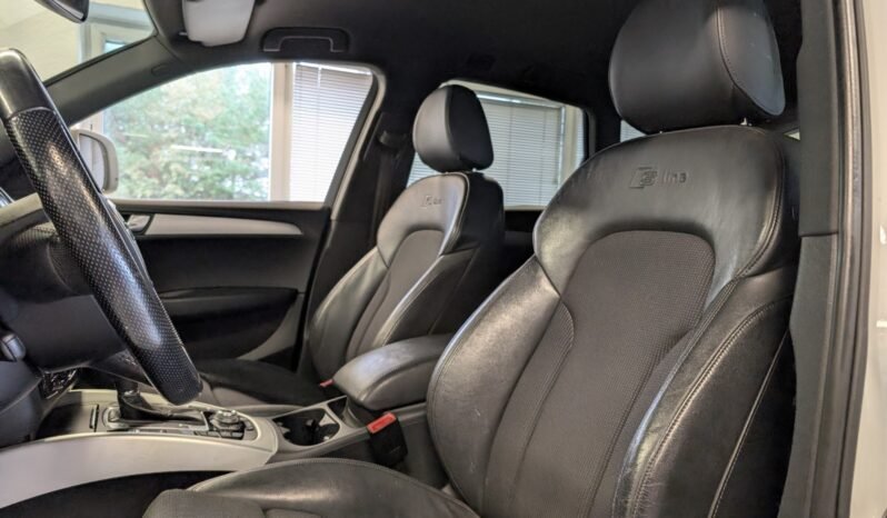 
Audi Q5 2.0 TDI quattro S line full									