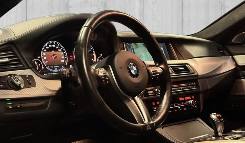 
BMW M5 4.4 V8 575 CH full									