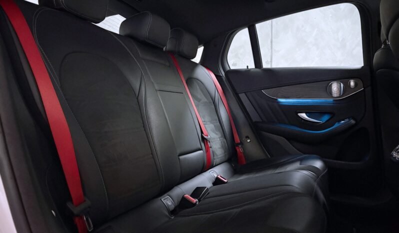
Mercedes-Benz GLC 63 AMG V8 4MATIC+ – 476 CH full									