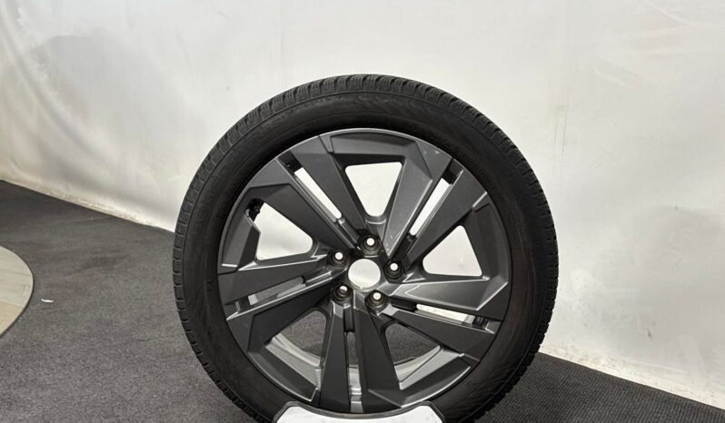 
Peugeot 408 GT Plug-In Hybrid 224 ch full									