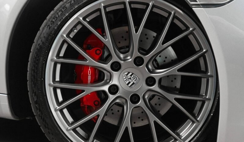 
Porsche 911 Carrera S (991.2) full									