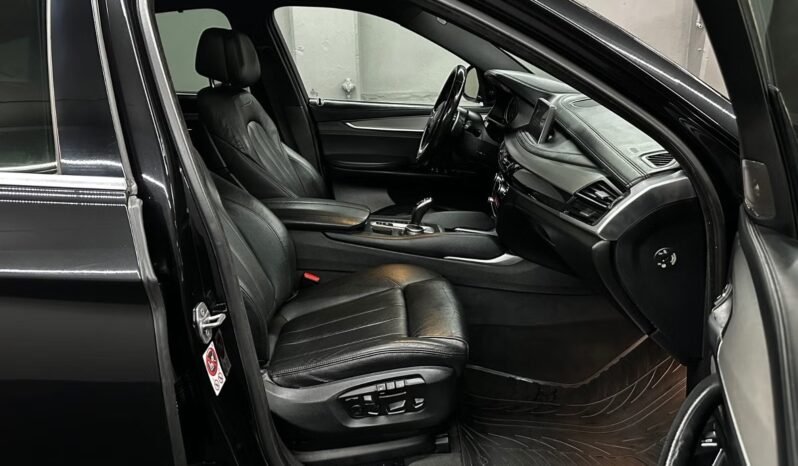 
BMW X6 xDrive30d M Sport full									
