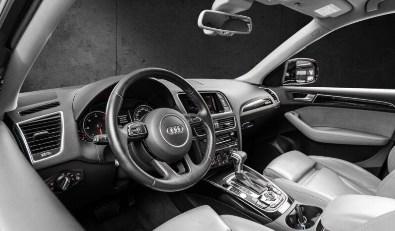 
Audi Q5 3.0 V6 TDI 258 ch Quattro S line full									