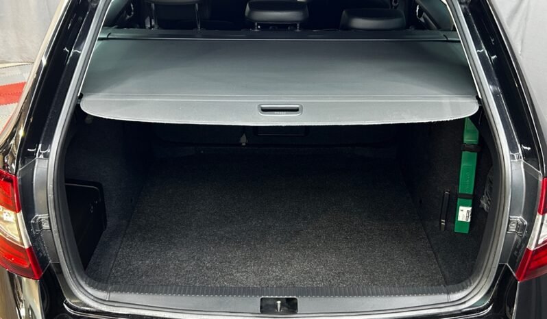 
Škoda Octavia 4×4 full									