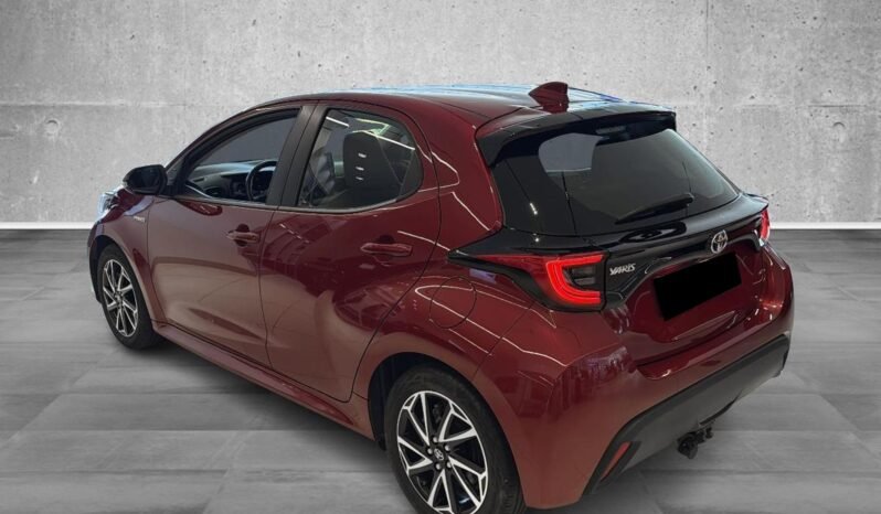 
Toyota Yaris Hybrid Active Tech full									