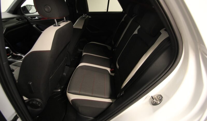 
Volkswagen T-Roc 1.5 TSI EVO Sport full									