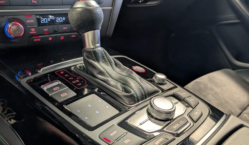 
Audi RS6 Avant Performance 4.0 TFSI V8 quattro full									