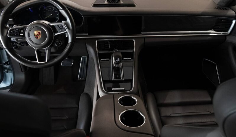 
Porsche Panamera Turbo S E-Hybrid full									