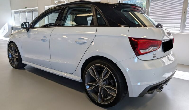 
Audi A1 S line 1.0 TFSI 95 ch full									