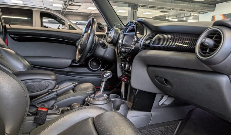 
MINI Cooper S 2.0 Turbo full									