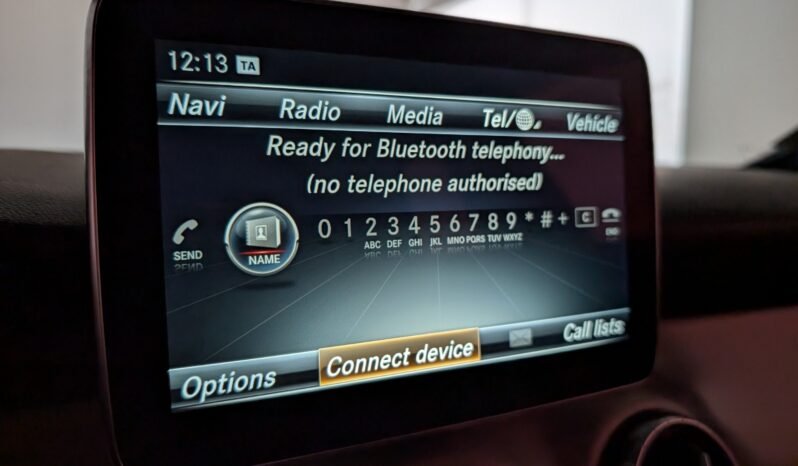 
Mercedes-Benz CLA 180 1.6 Turbo 122 ch full									