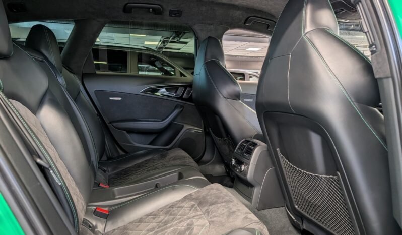 
Audi RS6 Avant Performance 4.0 TFSI V8 quattro full									