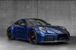 Porsche 911 Carrera 4 GTS