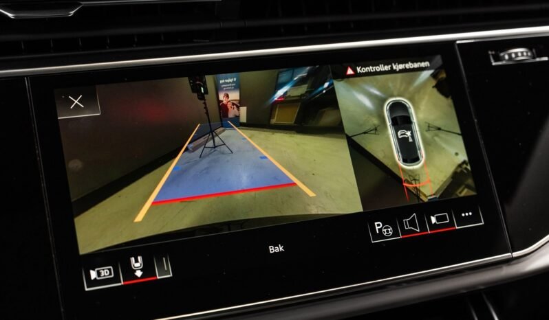 
Audi Q8 60 TFSI e quattro S line full									