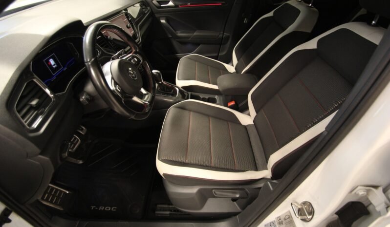 
Volkswagen T-Roc 1.5 TSI EVO Sport full									