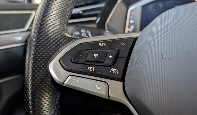 
Volkswagen Passat Alltrack 2.0 TDI full									