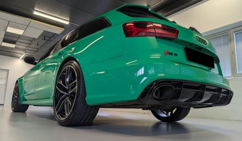 
Audi RS6 Avant Performance 4.0 TFSI V8 quattro full									