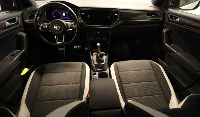 
Volkswagen T-Roc 1.5 TSI EVO Sport full									