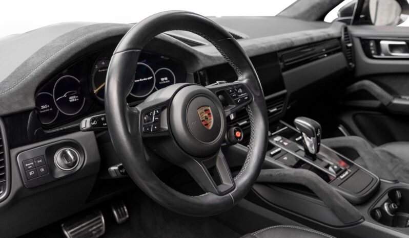 
Porsche Cayenne Coupé Turbo GT full									