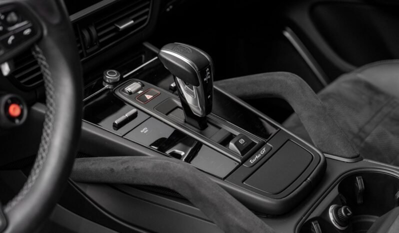 
Porsche Cayenne Coupé Turbo GT full									