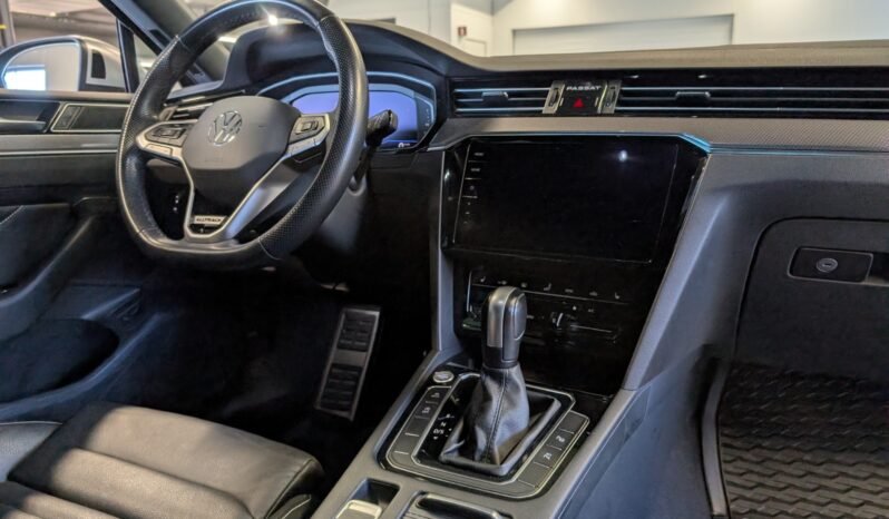 
Volkswagen Passat Alltrack 2.0 TDI full									