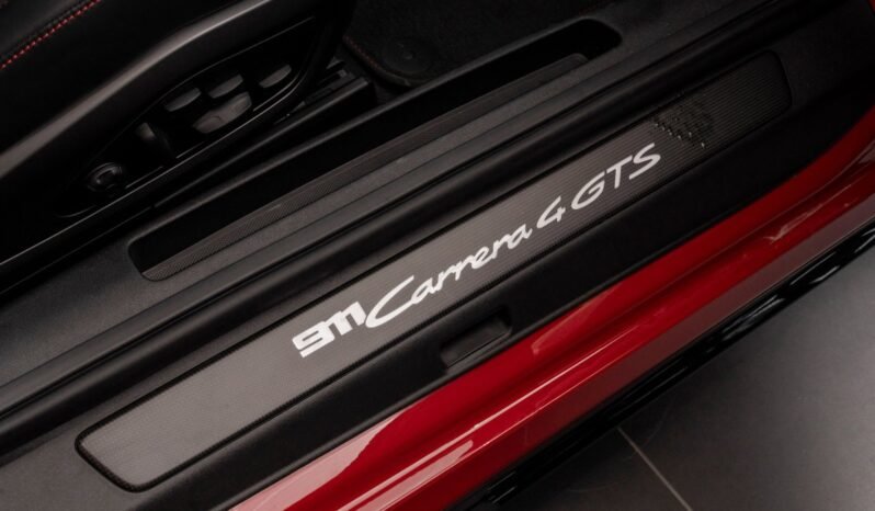 
Porsche 911 Carrera 4 GTS PDK full									