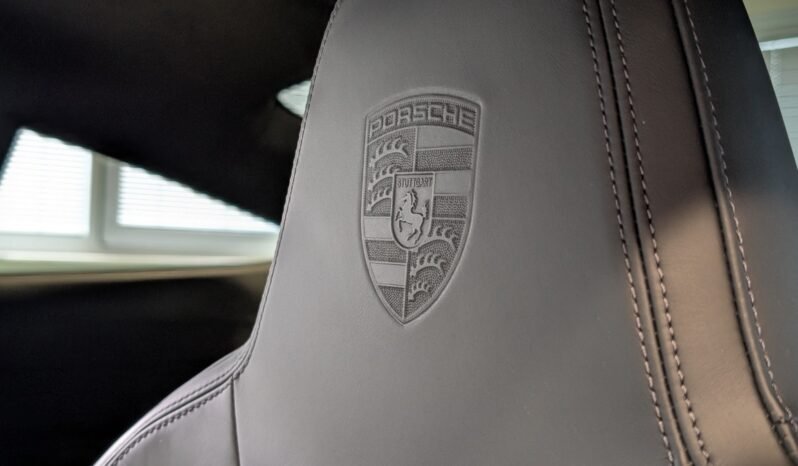 
Porsche 911 Carrera 4S 992 – 3.0 Flat-Six Biturbo 450 ch full									