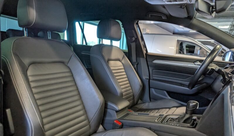 
Volkswagen Passat Alltrack 2.0 TDI full									