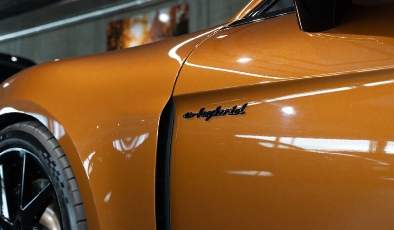 
Porsche Panamera E-Hybrid full									