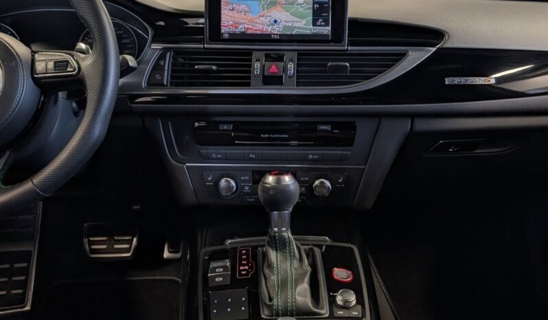 
Audi RS6 Avant Performance 4.0 TFSI V8 quattro full									