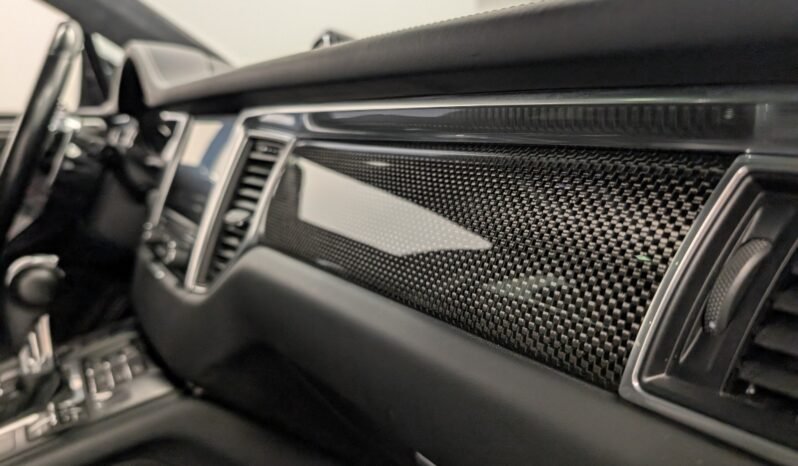 
Porsche Macan Turbo Performance Package (PP) 3.6 V6 Biturbo full									