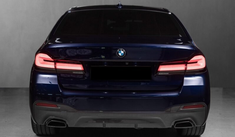 
BMW Série 5 530e xDrive M Sport full									
