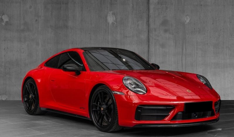 
Porsche 911 Carrera 4 GTS PDK full									