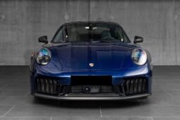 Porsche 911 Carrera 4 GTS